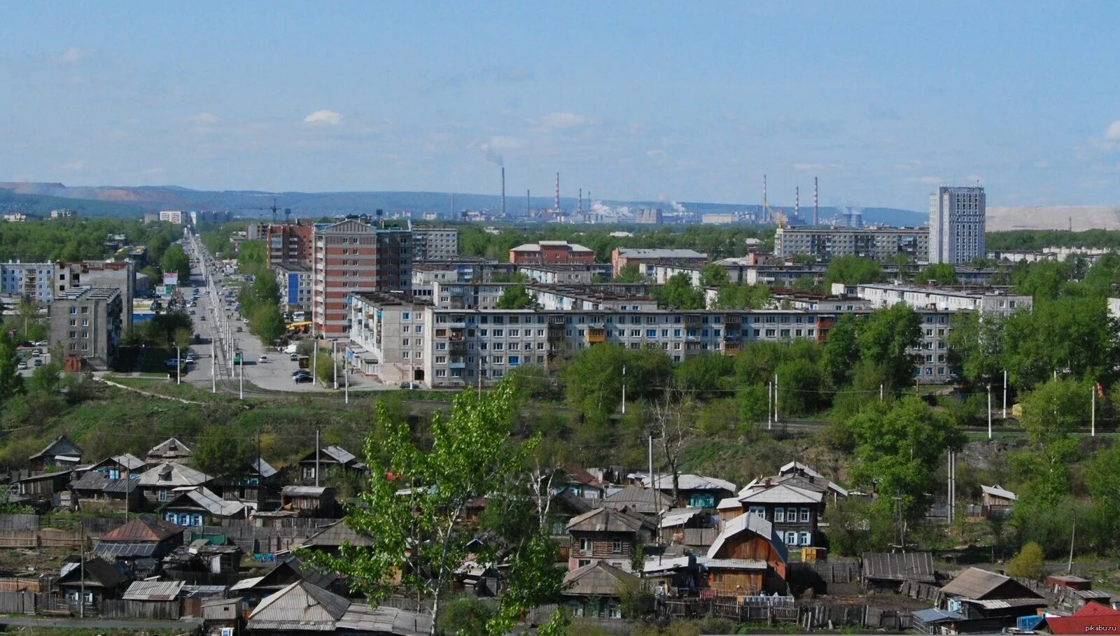 Главный город в красноярском крае. Ачинск Красноярский край. Ачинск центр города. Хакасия город Ачинск. Город Артемовск Красноярский край.