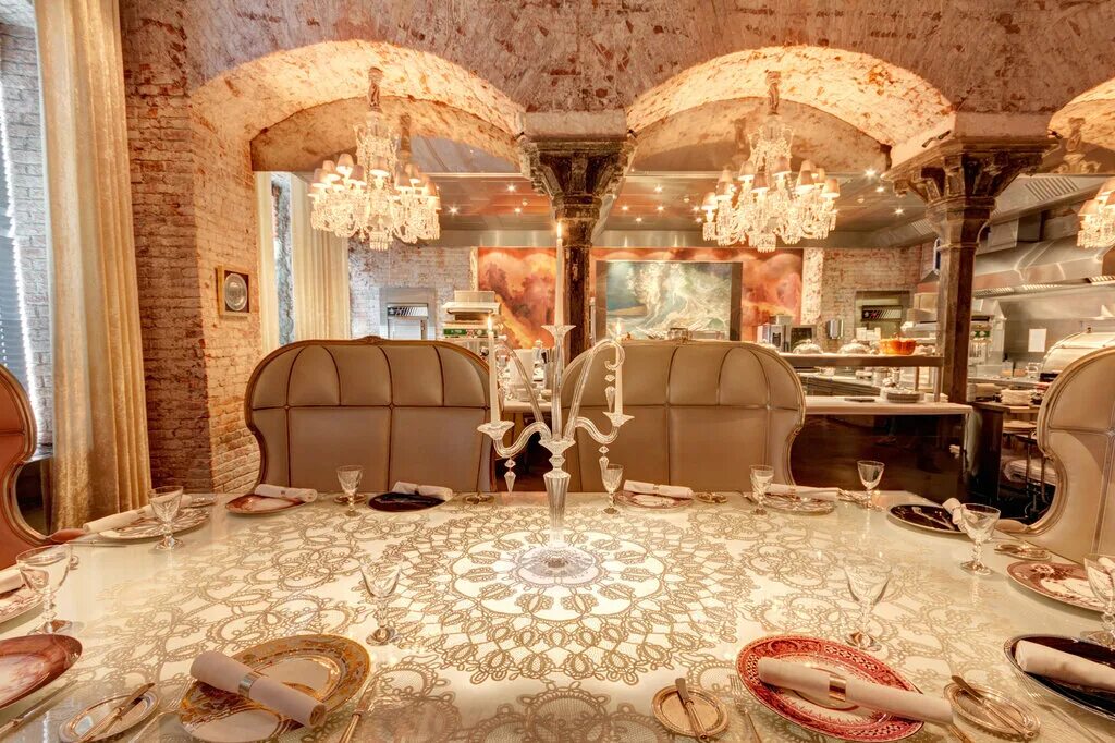 Ресторан баккара. Baccarat Cristal Room, Москва. Baccarat Crystal Room ресторан. Ресторан Кристалл рум баккара Москва. Baccarat ресторан Москва.