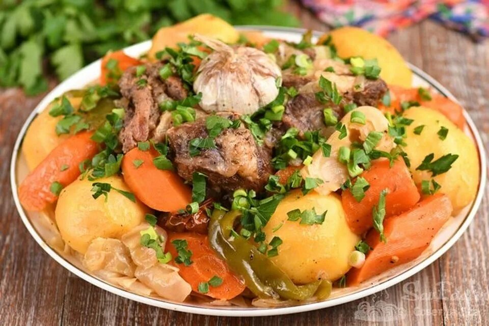 Домляма узбекская. Узбекская кухня дымляма. Джиз из баранины в казане. Узбекская кухня димлама. Узбекская кухня в казане рецепты.