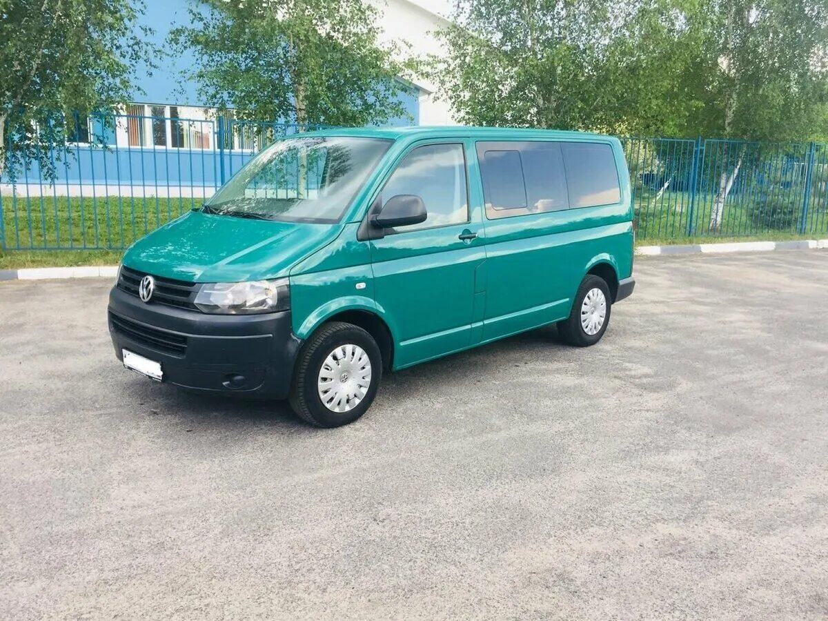 Микроавтобус фольксваген т5. Фольксваген мультивен т2. 5 tdi. Фольксваген каравелла т5. Фольксваген т5 с пробегом.