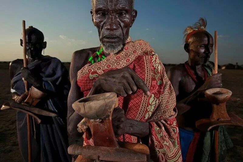 Африканское племя Мурси. Эфиопы народ Африки. Древние африканцы. Племени масса