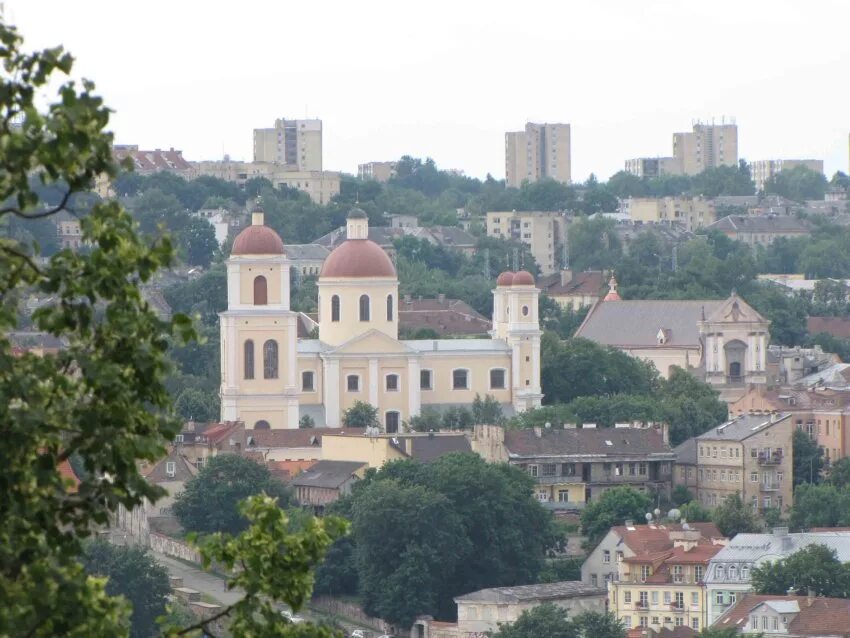 Храм святого духа вильнюс. Виленский свято-духов монастырь. Духовский храм вильнюс. Базилианский монастырь вильнюсе. Свято-духов монастырь вильнюс.