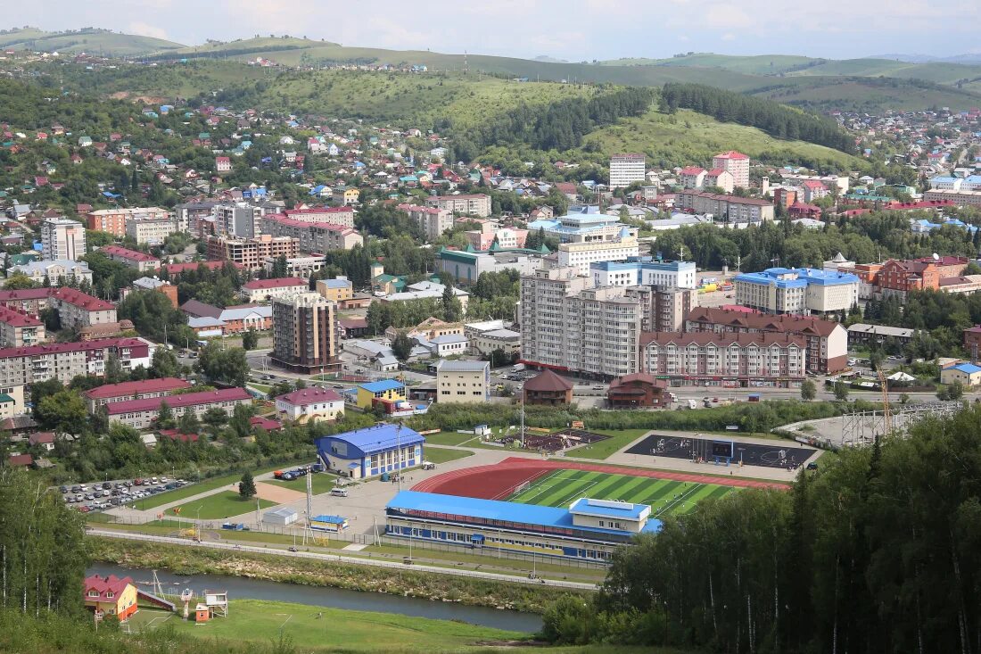 Ростов горно алтайск. Республика Алтай Горно-Алтайск. День города Горно-Алтайск 2022. Горно Алтайск центр города. Горно-Алтайск в 2015.