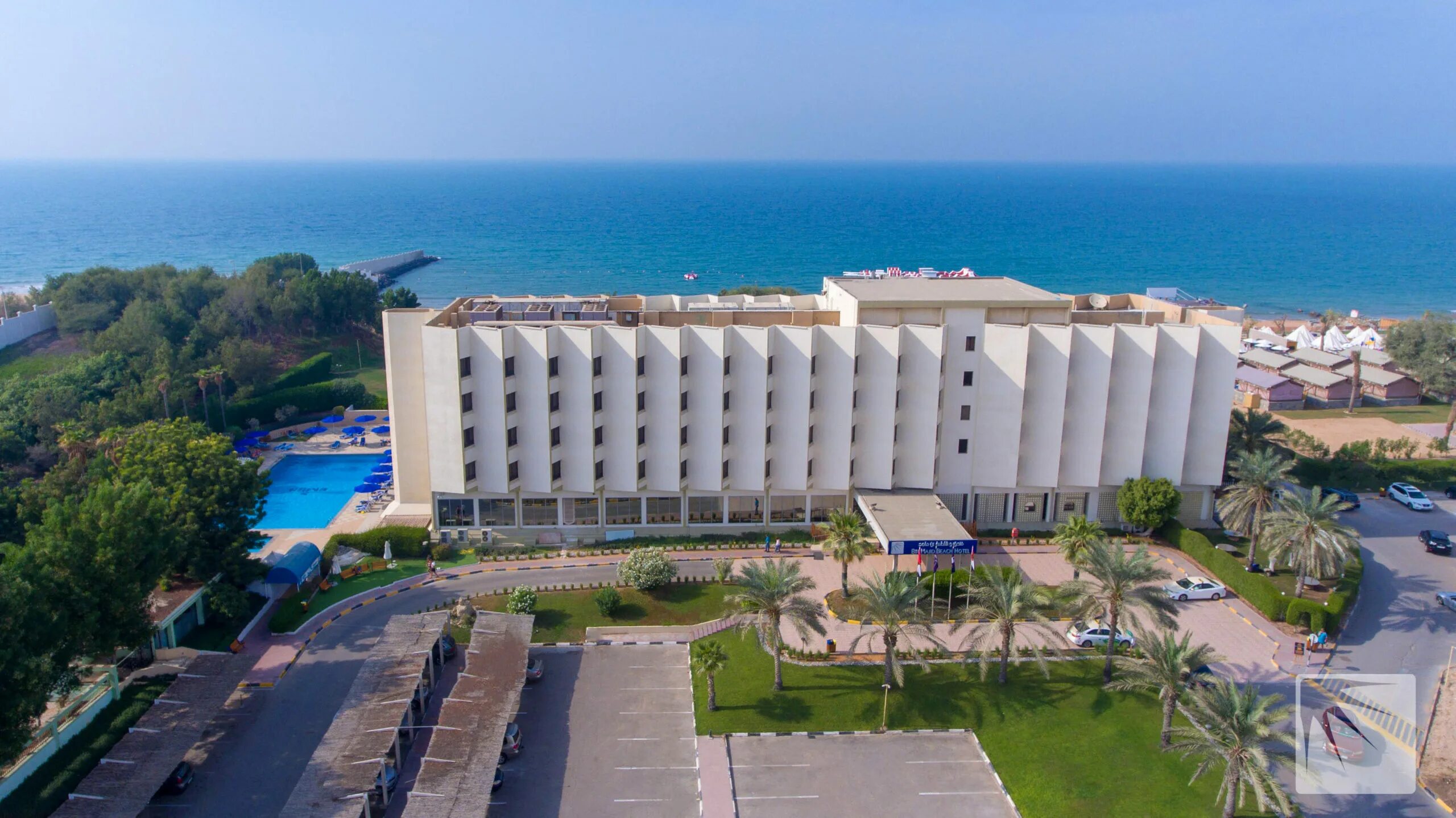 Бин маджид бич резорт. Bm beach hotel 4 оаэ. Bm beach hotel 4 отзывы 2024. Bm beach hotel 4 отзывы 2024. Smartline bin majid beach resort) 4*.