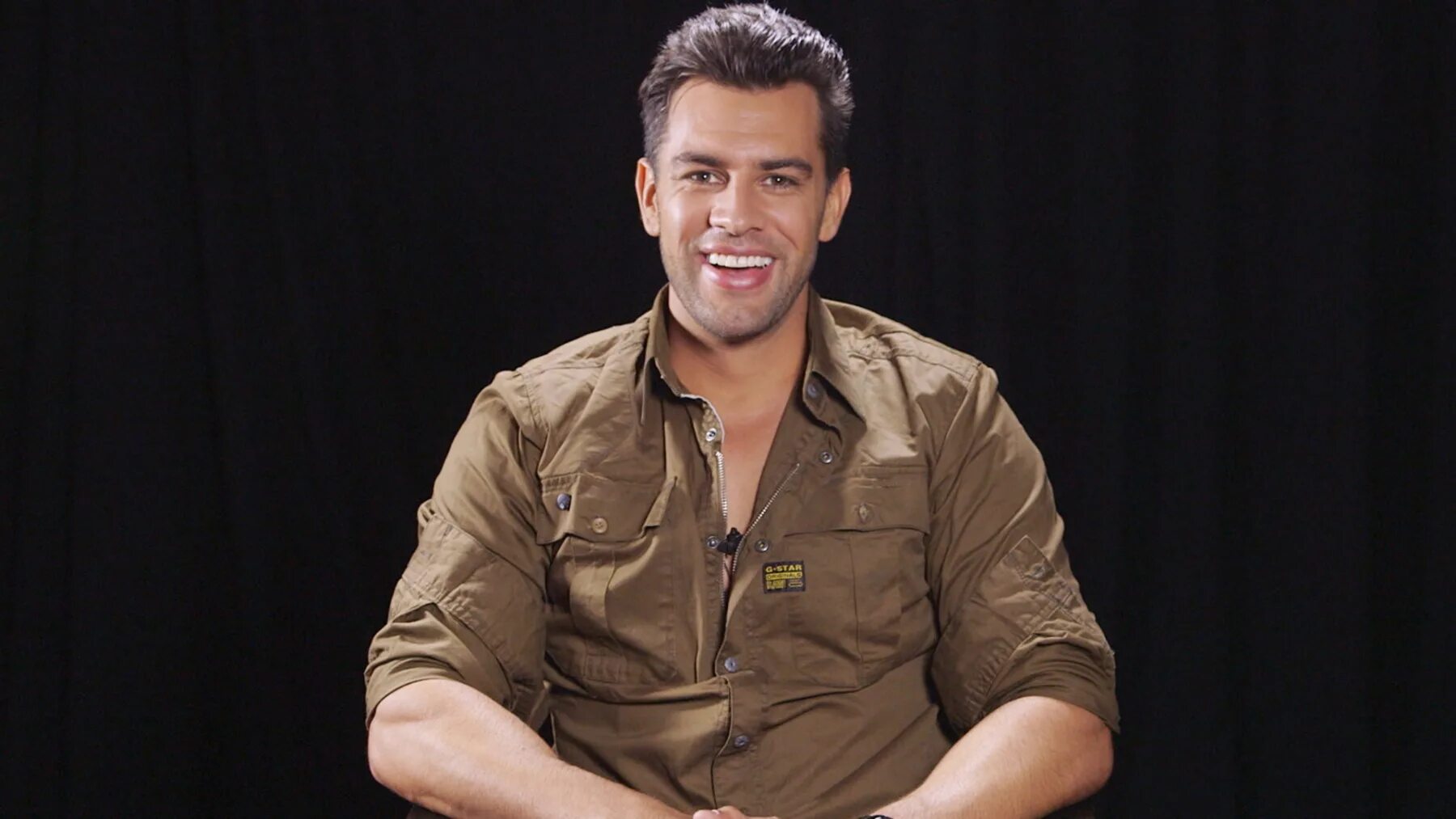 Актер кристиан де фуэнте. Кристиан де. Кристиан де ла кампа. Самуэль кристиан. Кристиан де ла кампа.