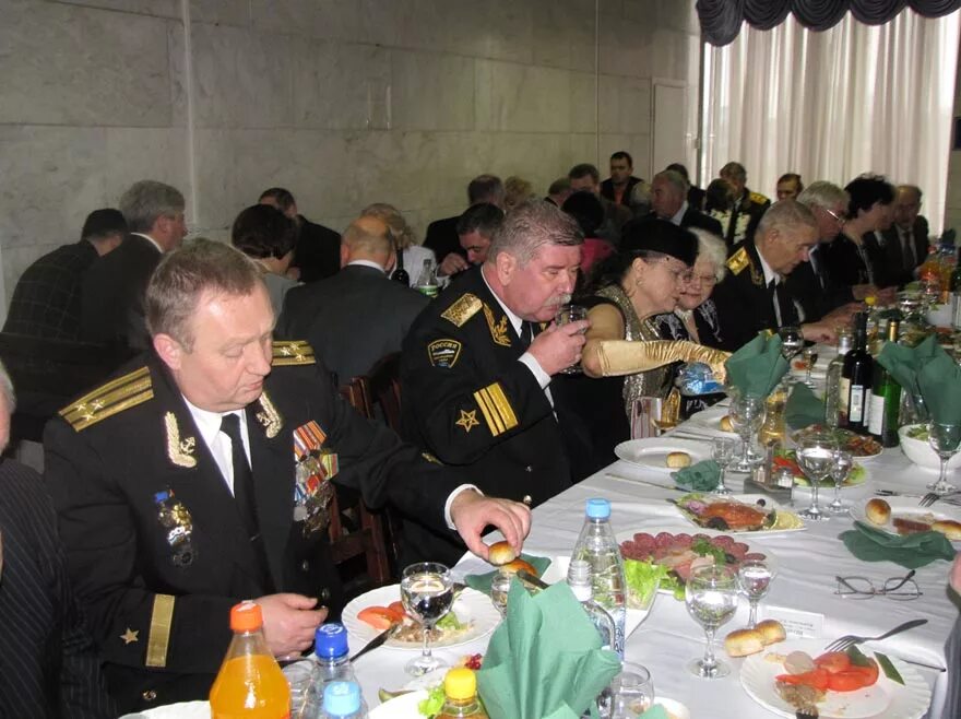 31 дивизия подводных лодок гаджиево. игорь британов подводник. прокофьев владимир алексеевич севмаш. командиры 10 дивизии апл тоф. командир дивизии подводных лодок.