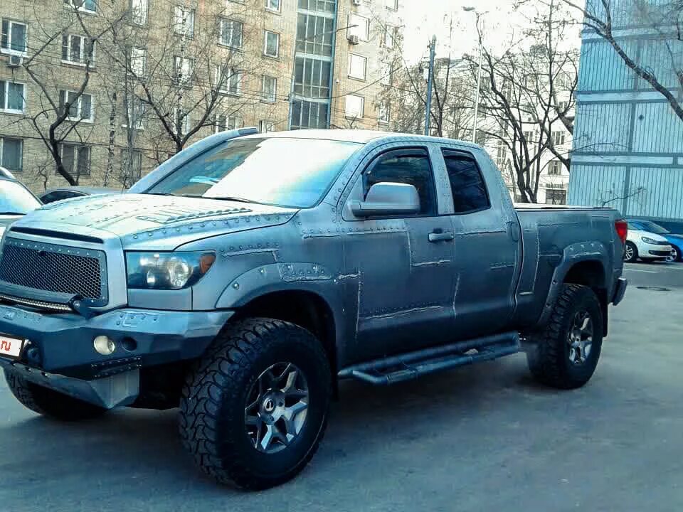 Авито тундра с пробегом. Toyota tundra double cab ii. toyota tundra ii 2007 - 2013 пикап двойная кабина double cab. тойота тундра 2008 серый свет. тойота тундра с однорядной кабиной.
