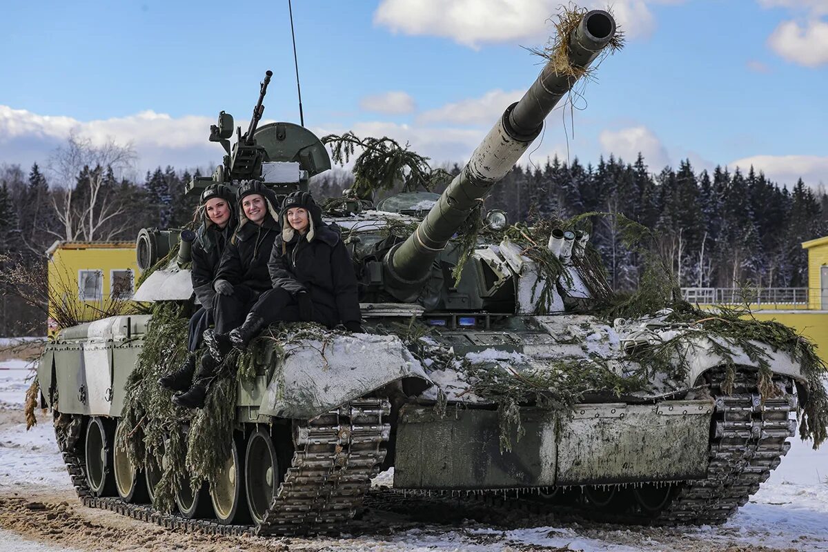 Погода в танковом. Т-80у Кантемировской дивизии. Танк т - 80 у Кантемировского дивизия. Т-80бв Кантемировская дивизия. Кантемировская танковая дивизия 2021.