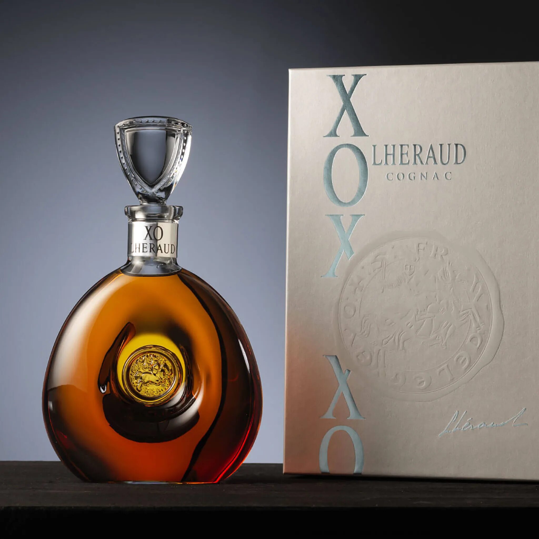 Коньяк Lheraud XO. Французский коньяк Леро. Lheraud XO Charles VII. Коньяк Lheraud Cognac VSOP 0.7.