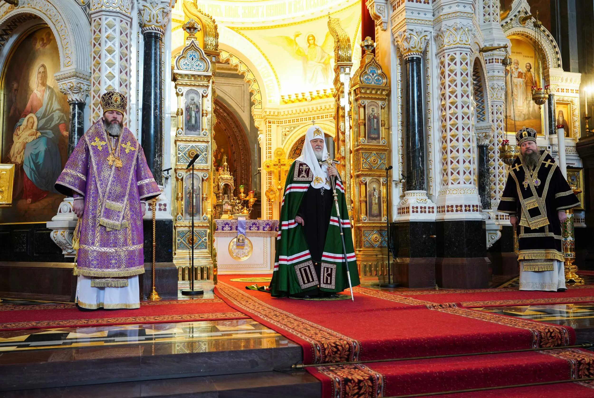 Крестовоздвижение служба Патриарха.