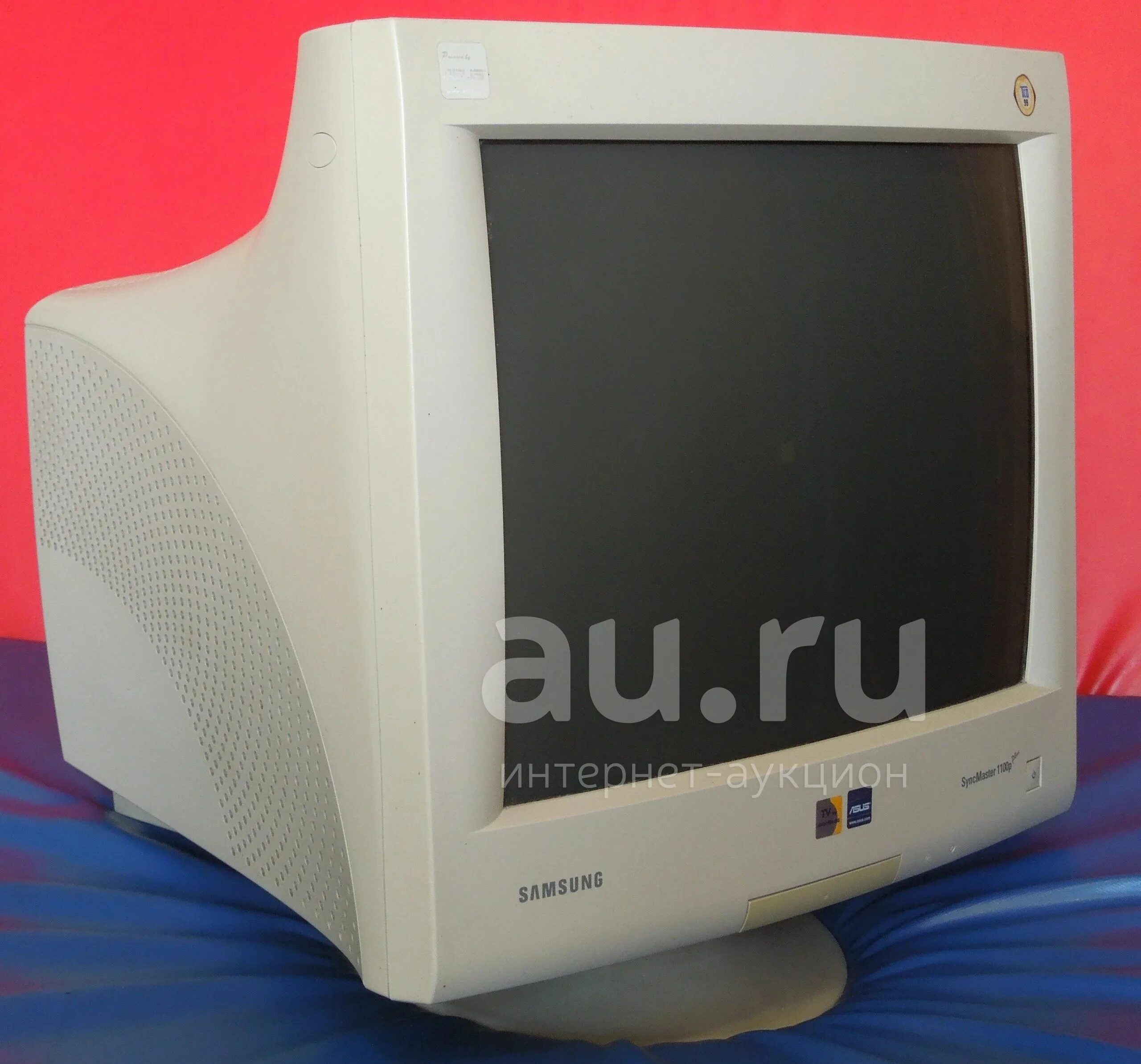 Mitsubishi diamond. ЭЛТ монитор Yamaha 1990. Samsung SYNCMASTER 550s. ЭЛТ монитор 20 дюймов. Монитор с ЭЛТ SYNCMASTER 550s.