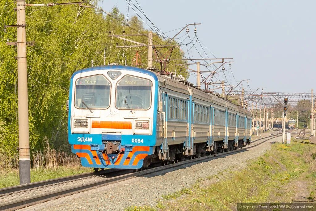 Эр2к 1228. Кузбасс пригород поезд. Электропоезд томск кузбасс пригород. Электричка томск тайга. Томск кемерово электричка.