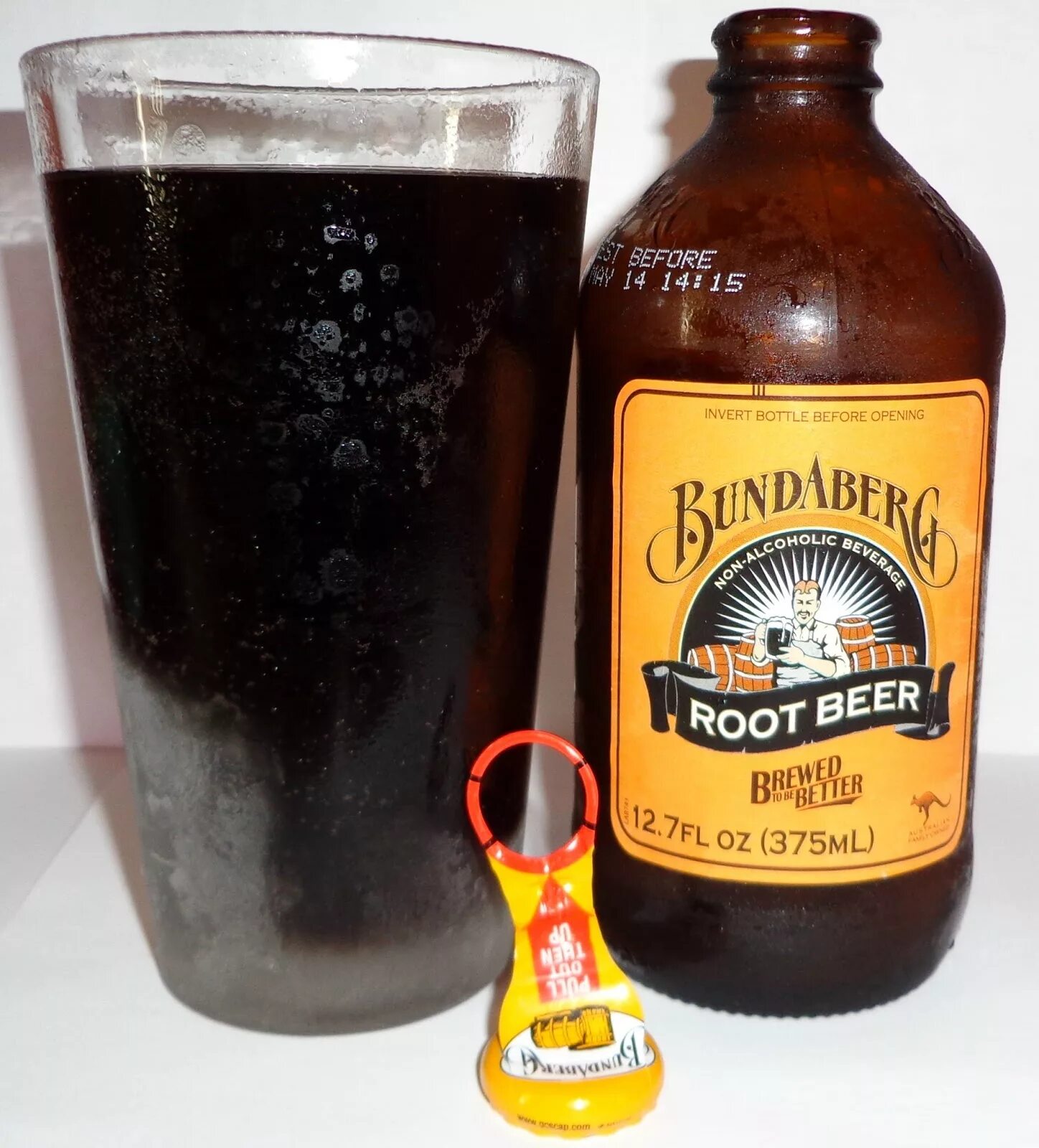 Корневое пиво. Bundaberg root Beer. Root Beer в бутылке. Пиво 375.