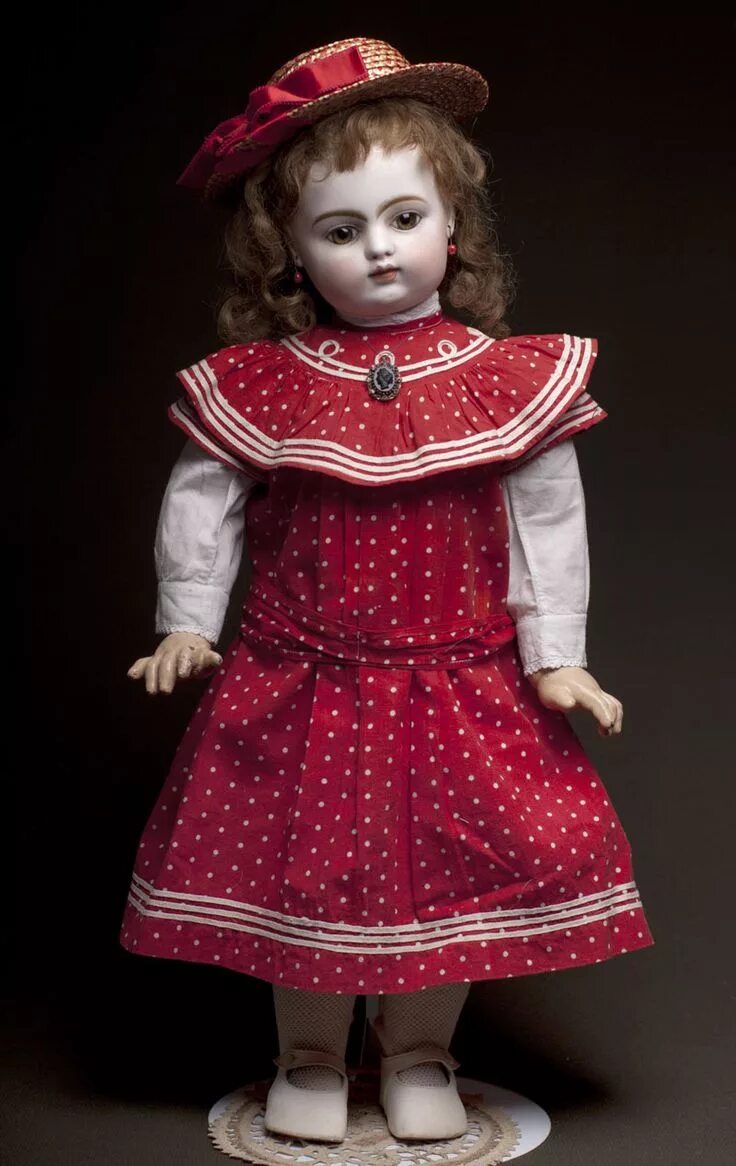 Старая куколка. Кукла Готье платье. Антикварные куклы. Красивые старинные куклы. Самые красивые Антикварные куклы.