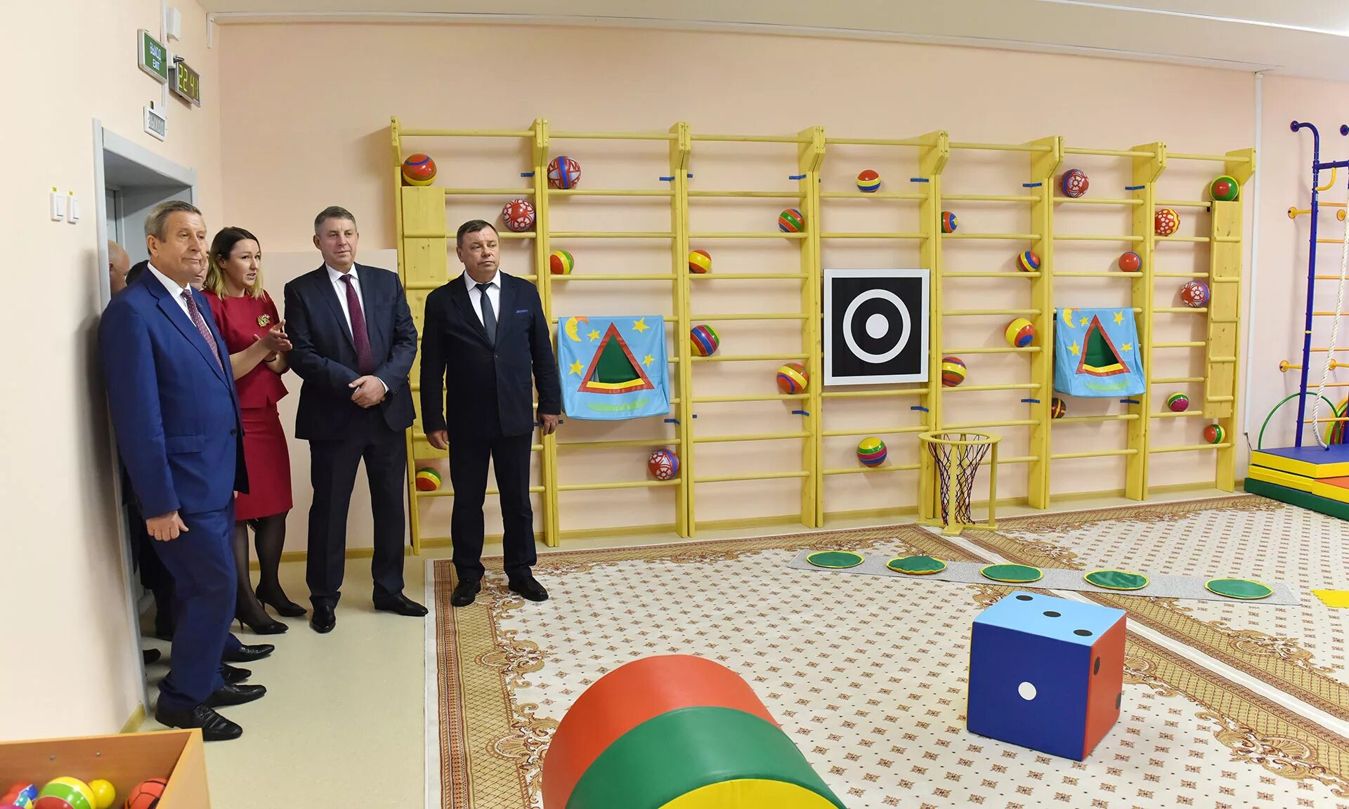 детский сад жар птица брянск флотская. детский сад жар-птица брянск снаружи. детский сад на флотской брянск. жар птица брянск детский сад 5. жар птица брянск детский сад 5.