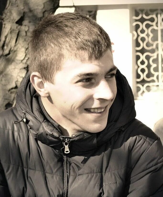 1 парень 20. Гуров ачинск. Нико морани 18 лет. 1 парень 20. Хайден кристенсен.