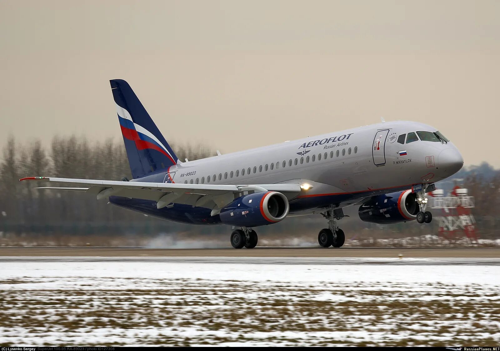 Авиакомпания аэрофлот суперджет 100. Суперджет 100 аэрофлот. Ssj 100 aeroflot. Ssj 100 аэрофлот. Ssj 100 водопьянов.