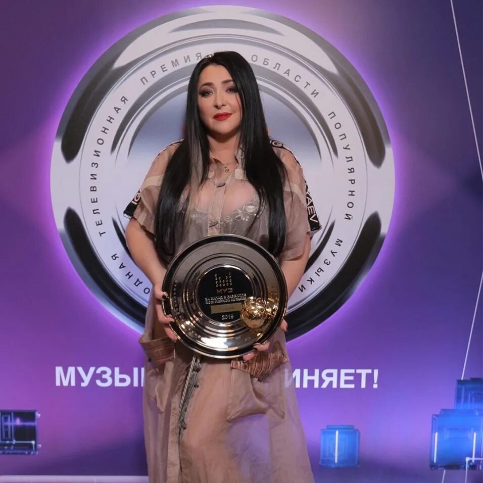 Киркоров премия муз ТВ 2019. Лобода премия муз ТВ 2019.