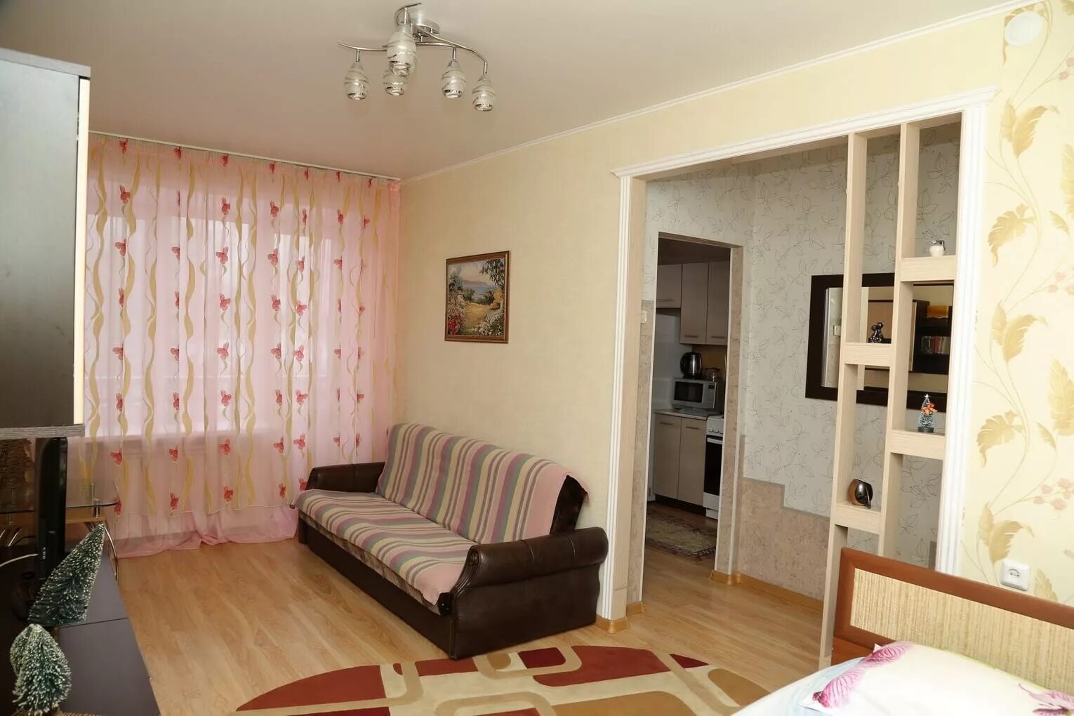 спальня в хрущевке 2 комнатной квартире. однокомнатная квартира хрущевка. хрущевки однокомнатные сколько стоят. интерьеры однокомнатных хрущевок. хрущевки однокомнатные сколько стоят.