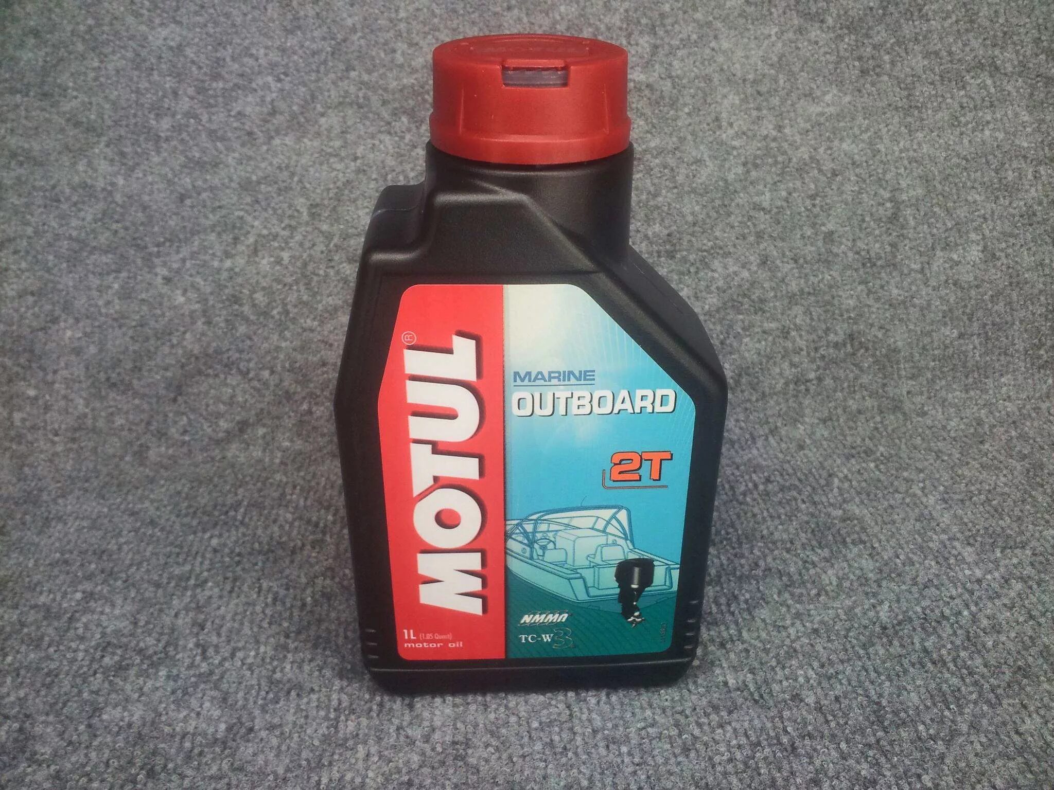 Motul outboard 2t 1l. Мотюль для лодочных моторов 2т. 102788 Motul. Мотюль Аутборд 2т.