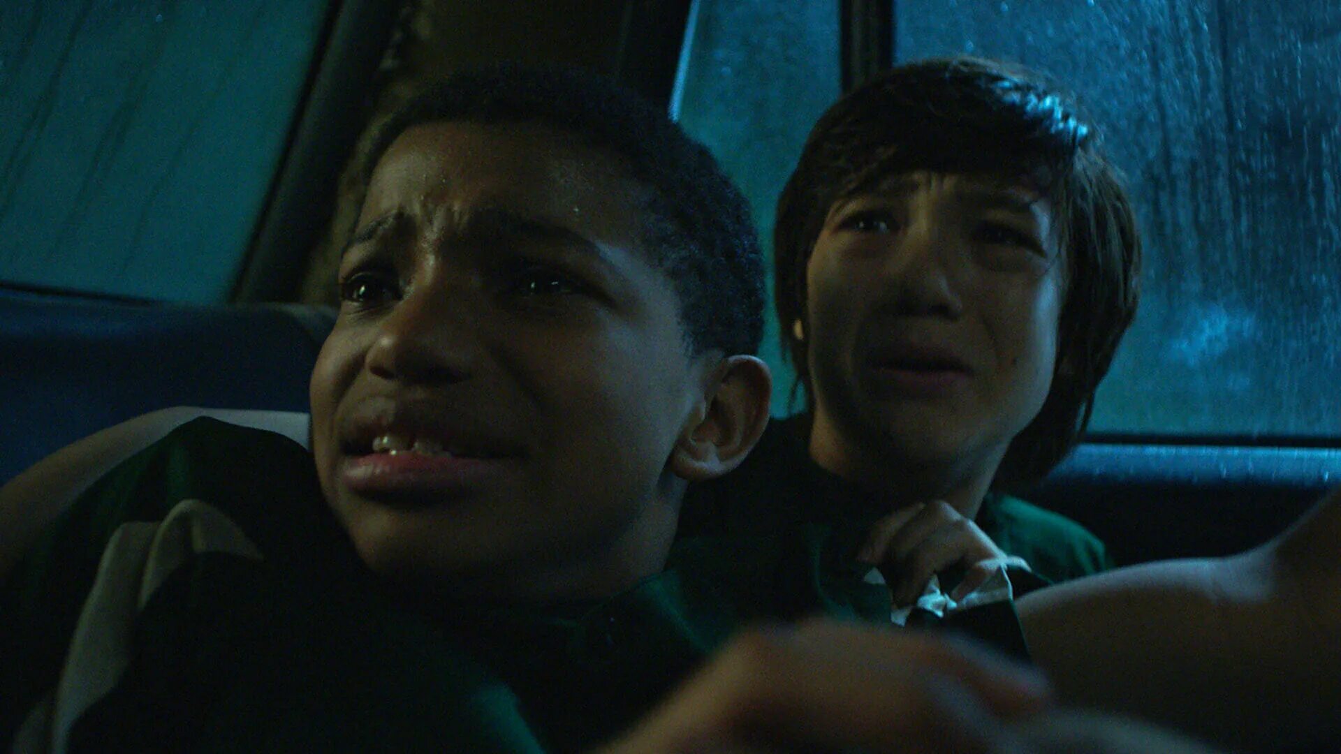 прячься фильм 2021. The boy behind the door 2020. фильм прячься 2020г. прячься фильм 2020. прячься фильм 2020.