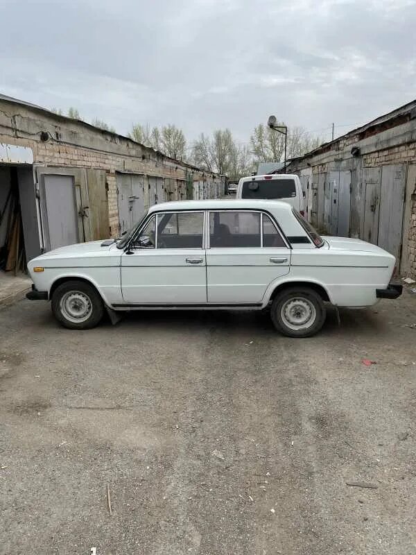 Vaz 2106 белый. Ваз 2106 ретро номера 006. Х280нн56 ваз. Ваз 2106 оренбурге. Хром колпаки на ваз 2106.