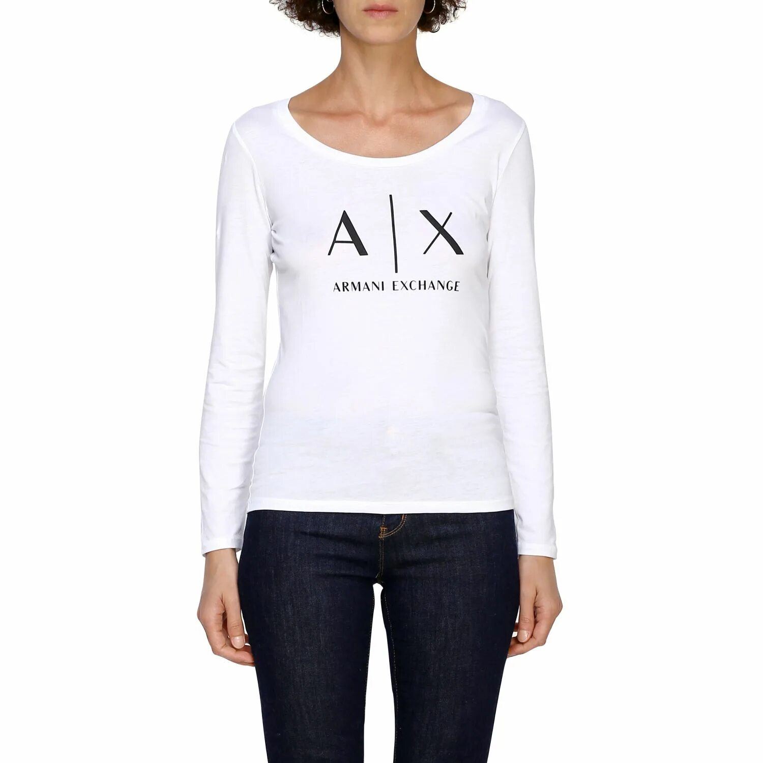 Футболка armani jeans 1981. Бутик эмпорио армани. Майка мужская emporio армани. Armani exchange интернет магазин. Армани эксчендж одежда.