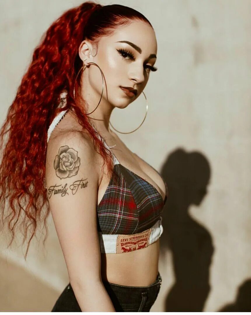 Bhabie. Bhad. Бэд бейби фото. Бхад бейби. Даниэль бреголи онлифанс.