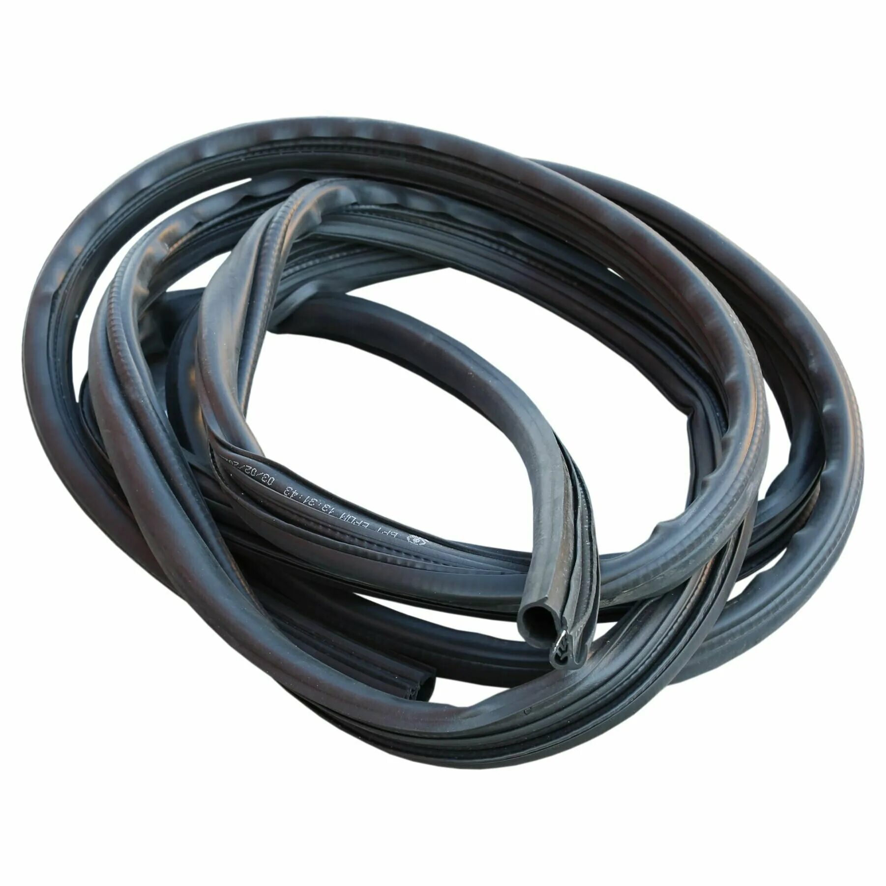 Уплотнитель двери газель некст верхний. А31r23. Уплотнитель проема двери некст фермер. Уплотнитель кабины газель некст. Уплотнитель проема двери газель.