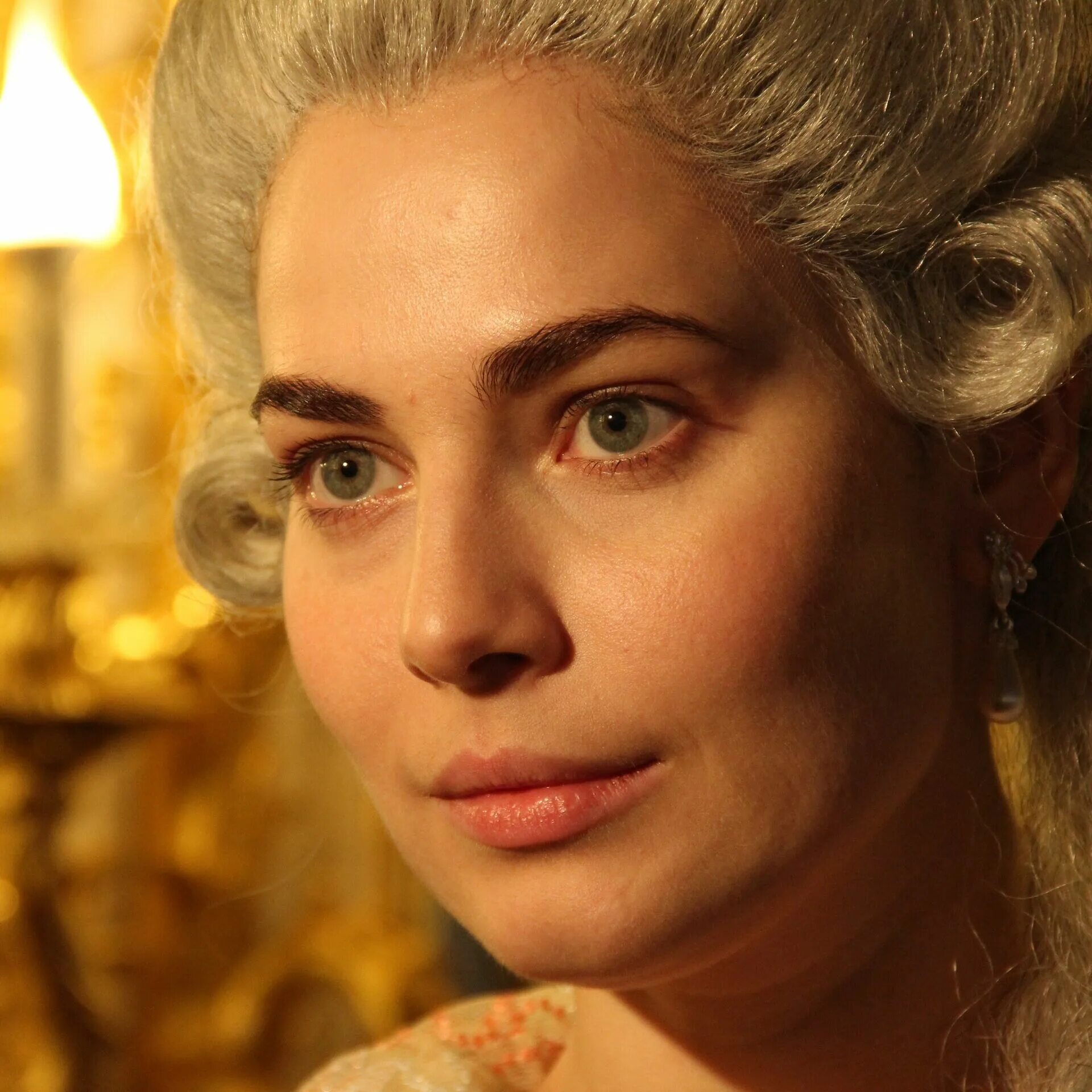 Кристен стюарт 2023. Эпизодические актрисы. Как звали актрису сыгравшую роль. Как звали актрису сыгравшую роль. Кейт уинслет 1997.