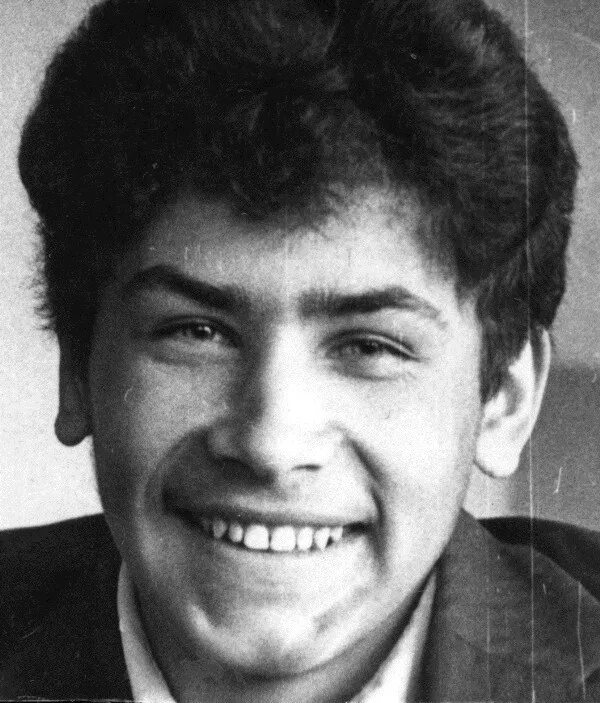 николай вячеславович расторгуев в молодости. расторгуев молодой. николай расторгуев фото в молодости. николай расторгуев в молодости. николай расторгуев в юности.