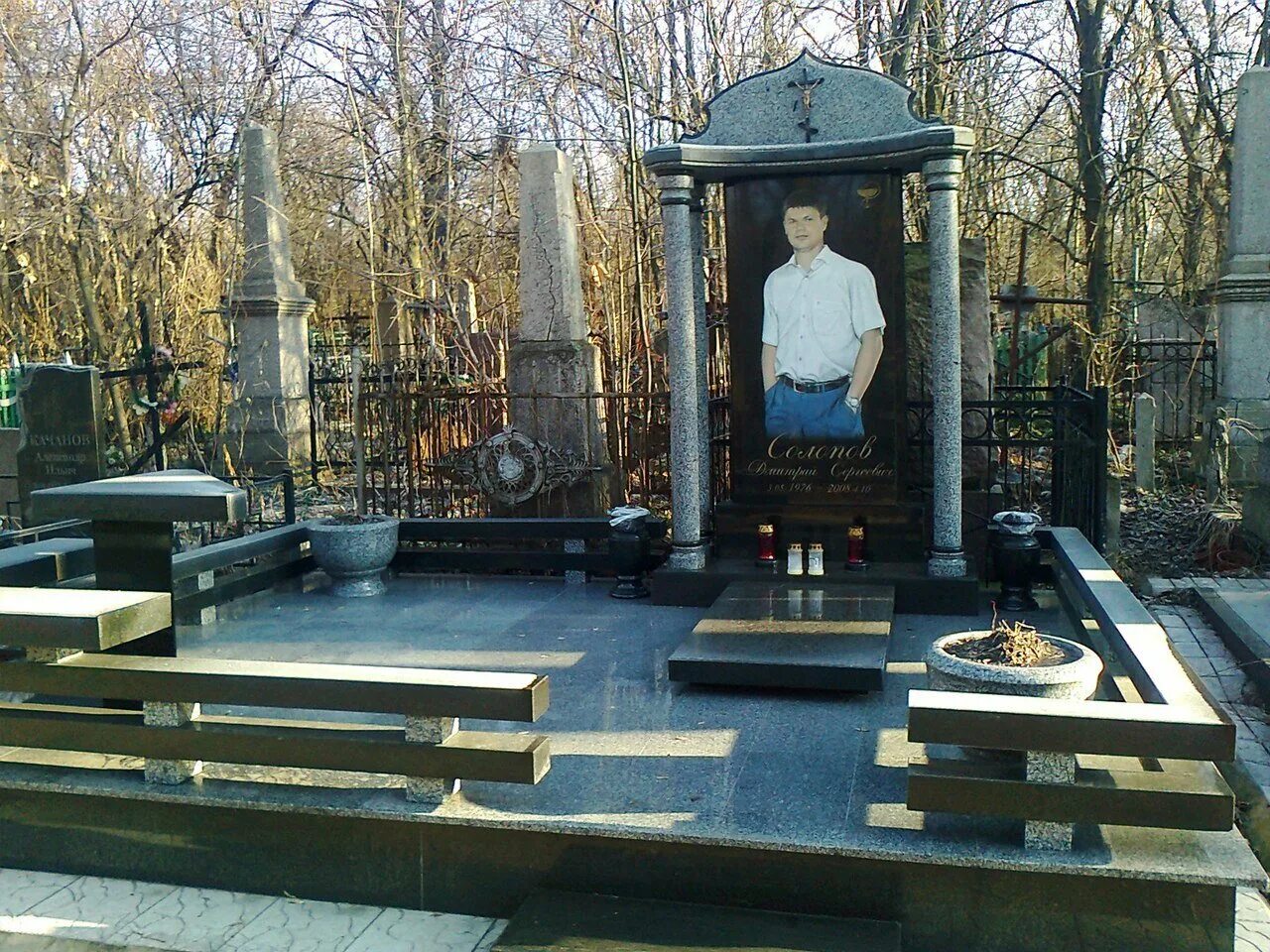 Дорогие памятники на могилу фото и цены