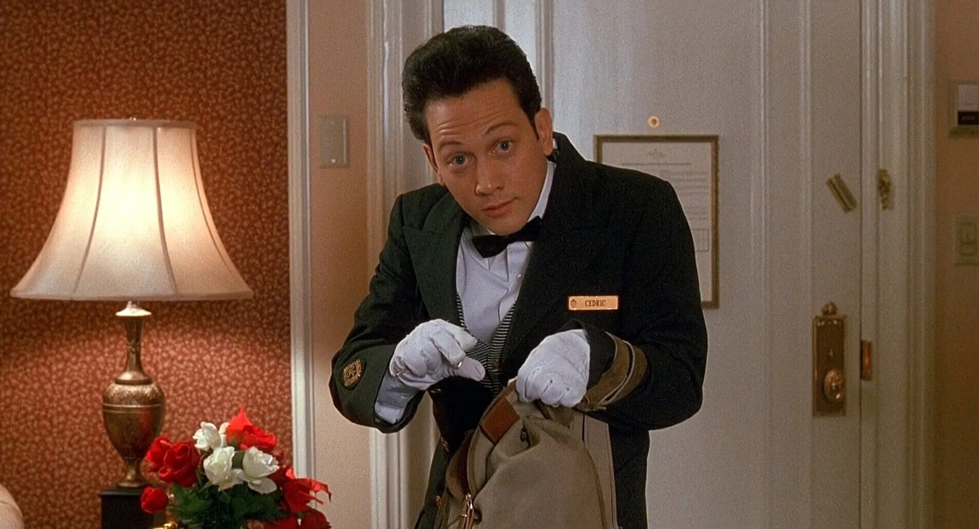 один дома 60 fps. кевин в фильме один дома. один дома фильм воры. кевин маккалистер один дома 2. маколей калкин кевин.