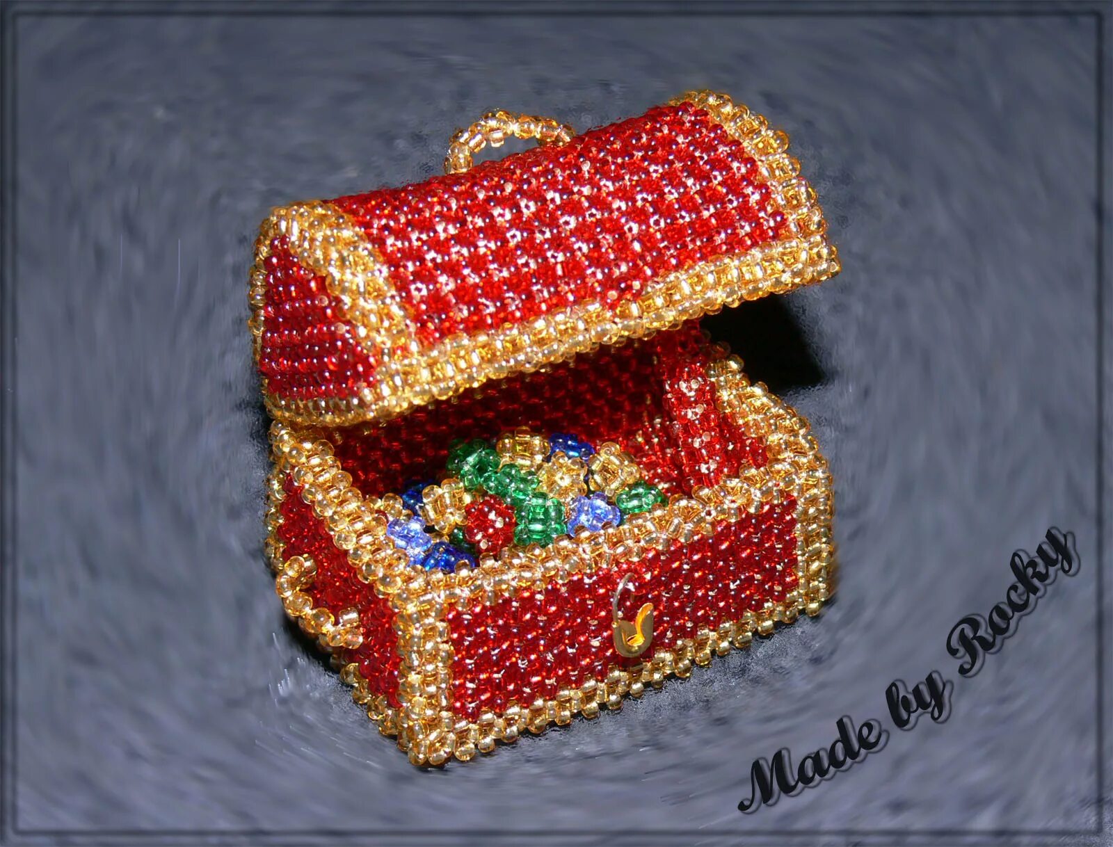 Новогодний сундучок поделка. Поделка новогодняя сундук. Новогодний сундучок поделка. Новогодний сундучок в детский сад. Новогодний сундучок поделка.