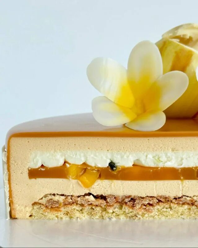 Песочно ореховый торт вера никандрова. Никандрова кондитер. Вера никандрова кондитер рецепты. Никандрова кондитер. Никандрова кондитер.