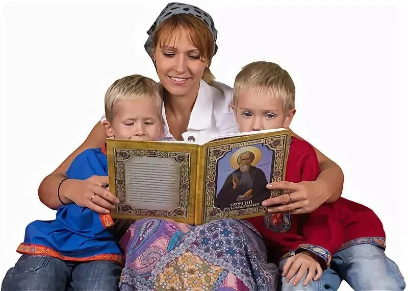 фотосессия у храма. православная семья в храме. православная семья. православная семья читать. акафистник.