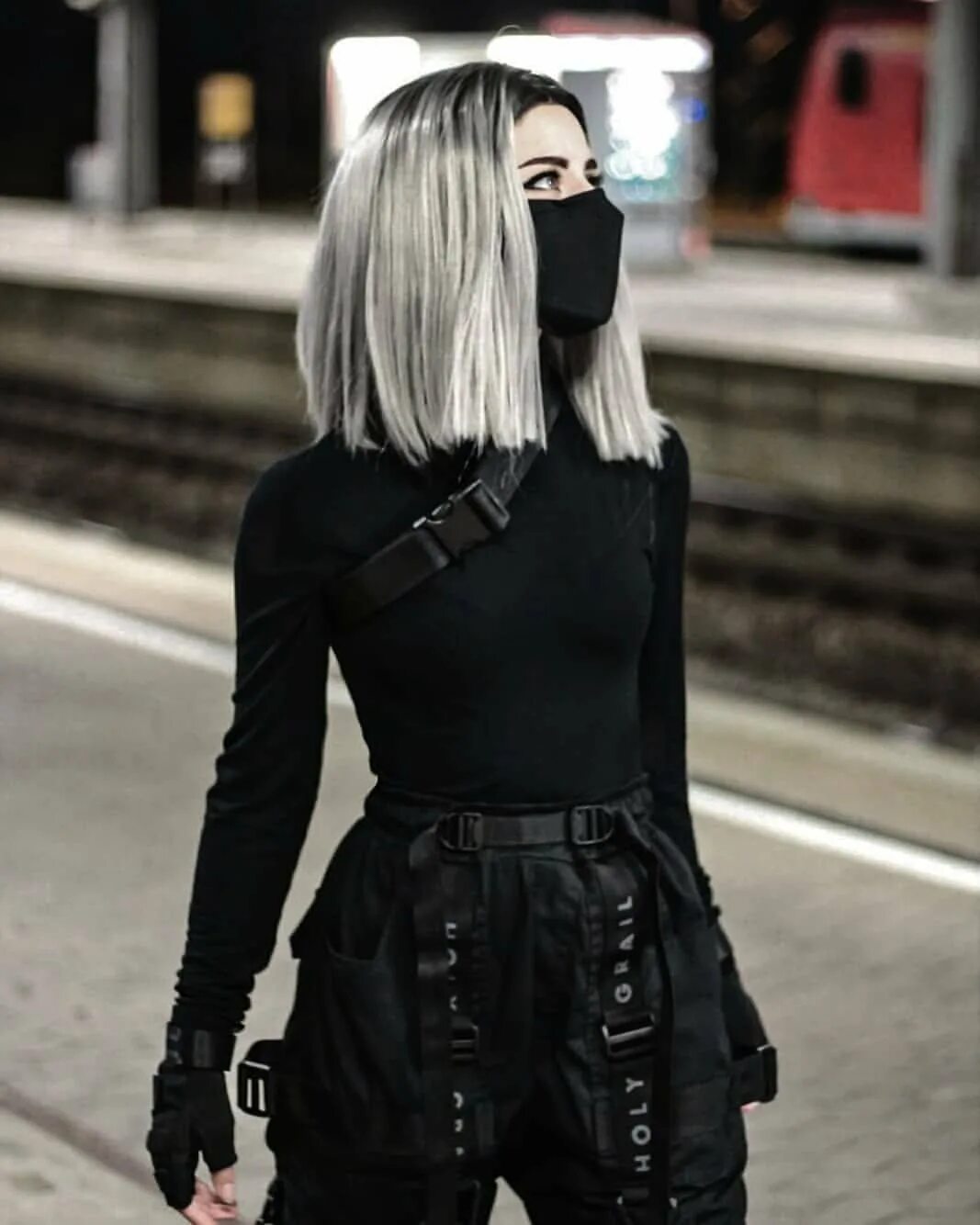 Девочка в черном стиле. Outfit Грандж 2020 корейский черный. Goth outfit Грандж 2020 корейский. Goth outfit Грандж 2020. Костюм тотал Блэк.