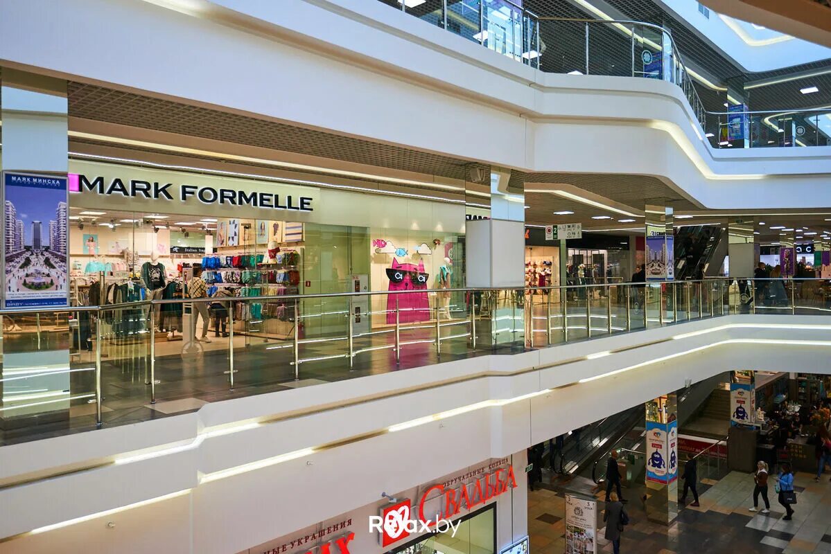 Bnb dana mall работа в воскресенье. Молл время работы. Сити молл севастополь. Dana mall. Isani mall время работы.