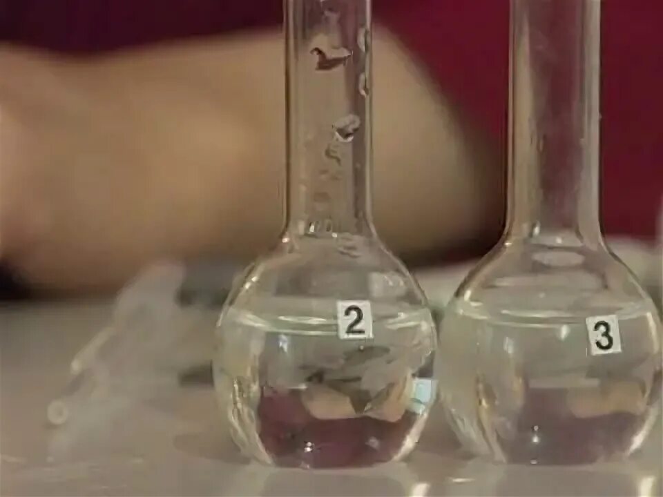 Растворение нитрата натрия в воде