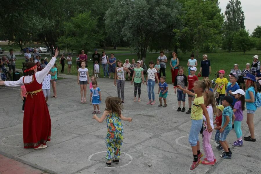 праздники в еманжелинске. праздники в еманжелинске. еманжелинск праздник. еманжелинск праздник. достопримечательности еманжелинска.