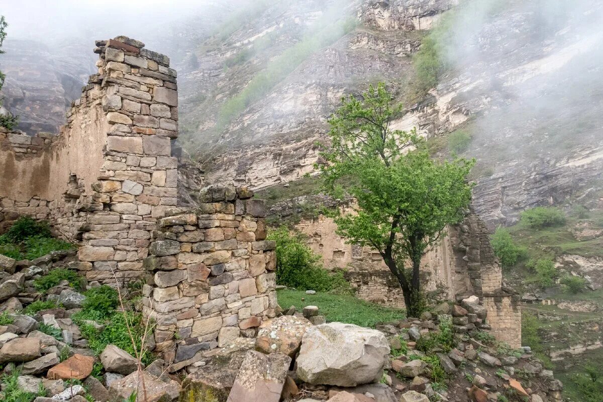 Кахиб Кубачи. Кахиб Дагестан. Село призрак Кахиб. Аул Кахиб Дагестан.