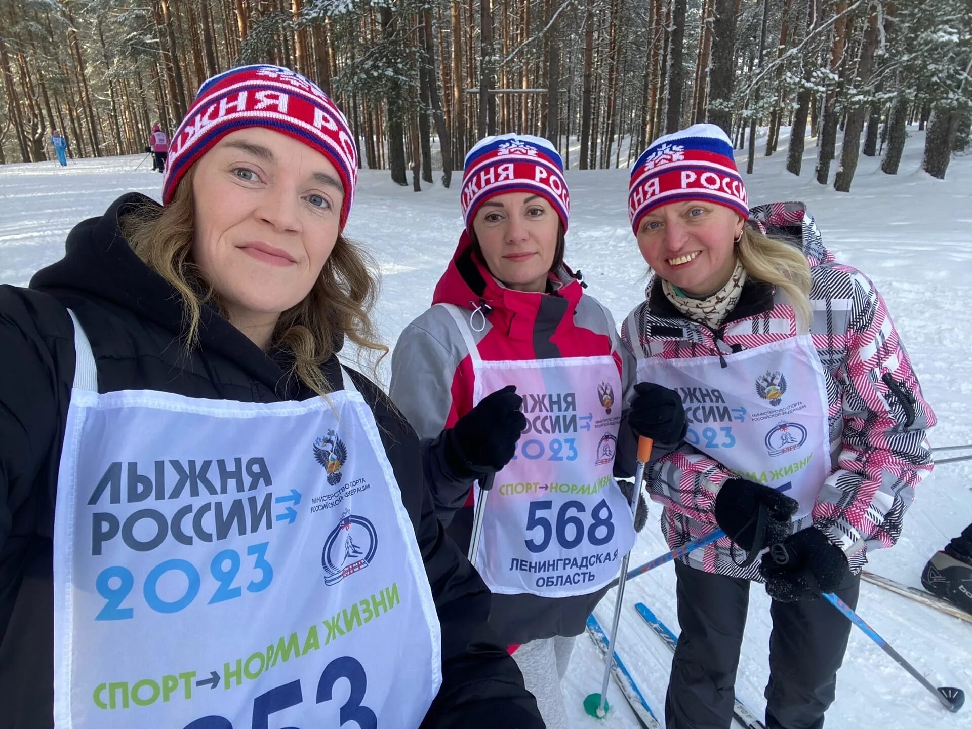 шапка лыжня россии 2022. шапка лыжня россии 2021. шапки лыжня 2024. аликово лыжня россии. лыжня россии 2023 брянск.