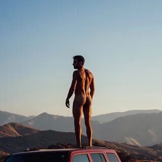 Nyle DiMarco 🍃. hot. gay. abs. ass. 