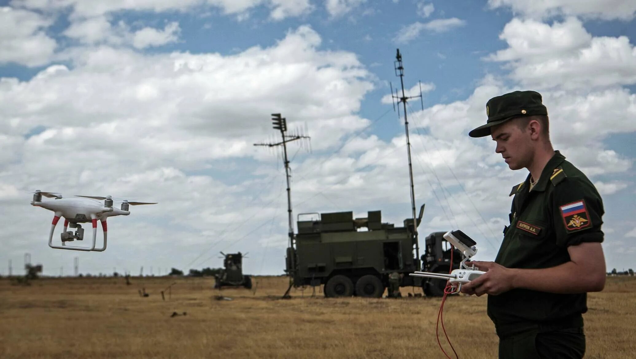 Комплекс РЭБ тирада 2-3. Тирада РЭБ комплекс. Комплекс Валдай РЭБ. РЭБ тирада комплекс радиоэлектронной борьбы. Что такое беспилотник на войне