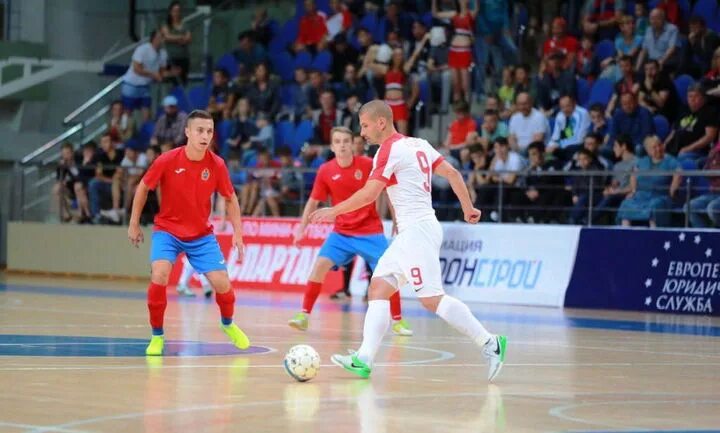 Мфк спартак аллянов футзал. Фк звезда серпухов. Лукаш каджевич газпром-югра. Люберцы школы по футболу. Цска футзал.