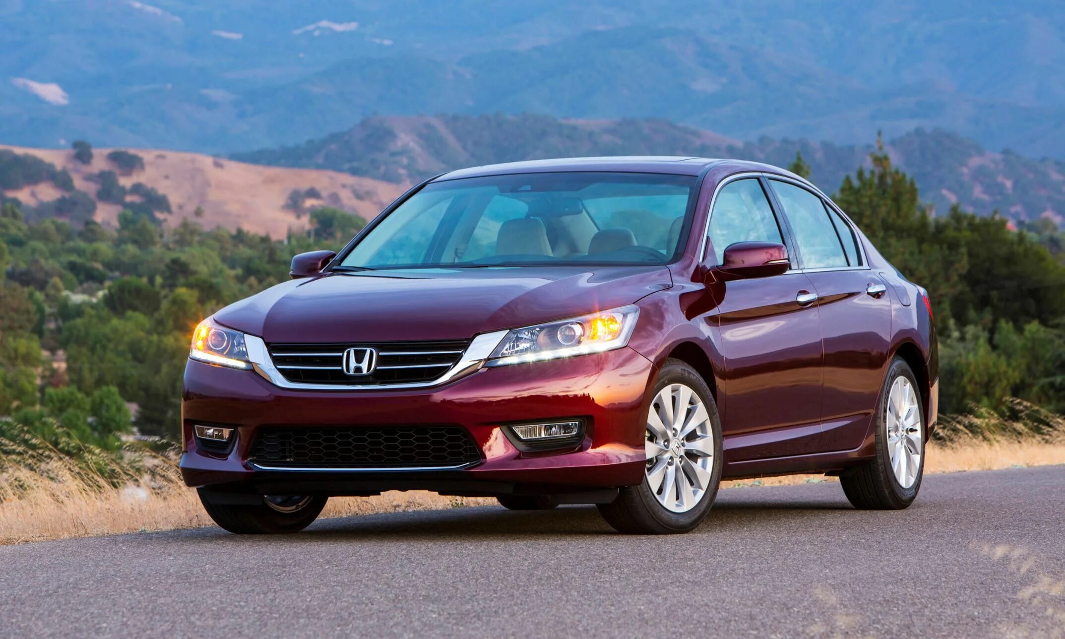 Хонда легковые автомобили. Honda Accord 2013. Honda Accord sedan. Honda Accord 2015. Honda Accord ex.