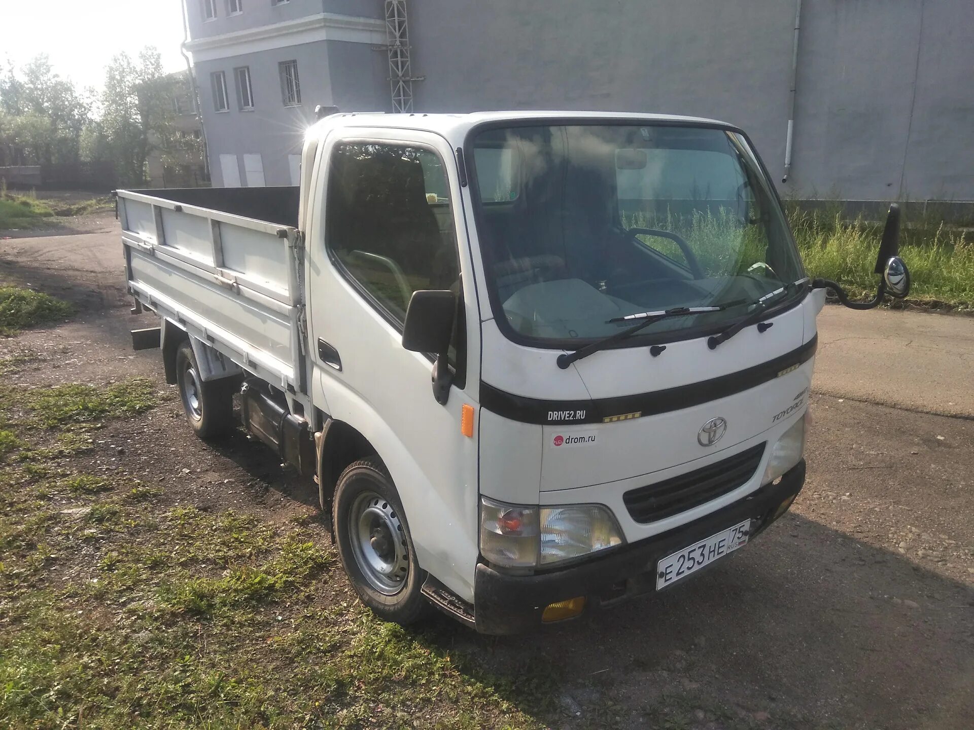 Toyota dyna 300. Тойота дюна 100. Автомобили тойота дюна. Автомобили тойота дюна. Toyota dyna 6500.