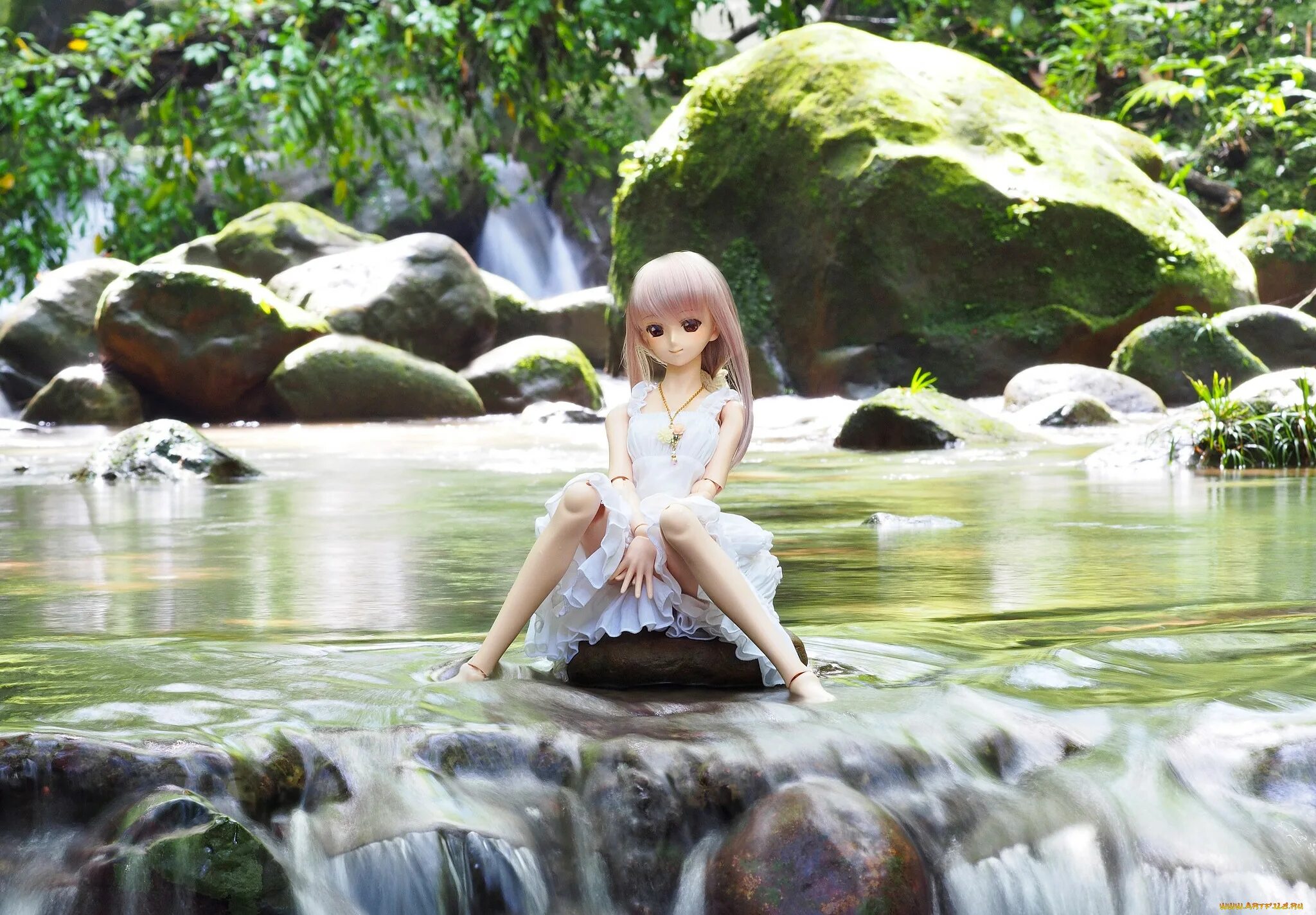 Кукла вода живая. Пупс с водой внутри. Кукла barbie water sprite. Кукла вод. Пупс в воде.