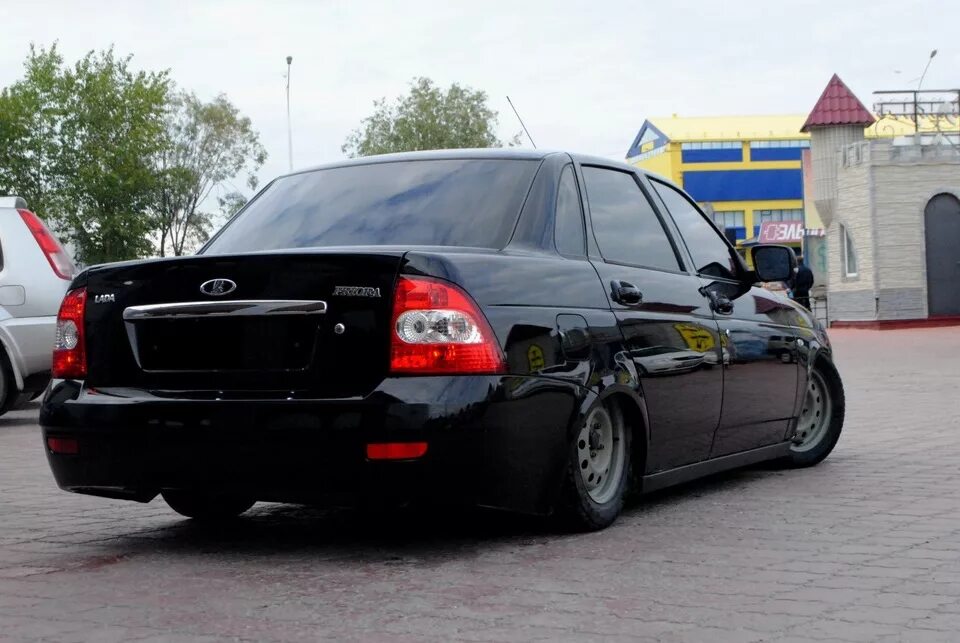 Lada Приора Седан Black Panther