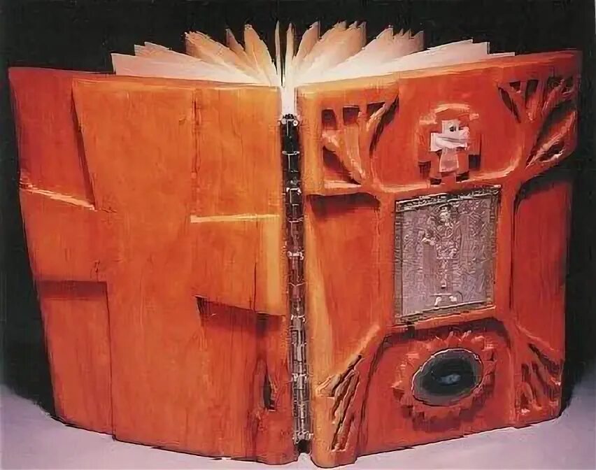 Book 29. Книга из дерева своими руками. Буккарвинг — резьба по книгам. Wooden book. Необычные книжные обложки.
